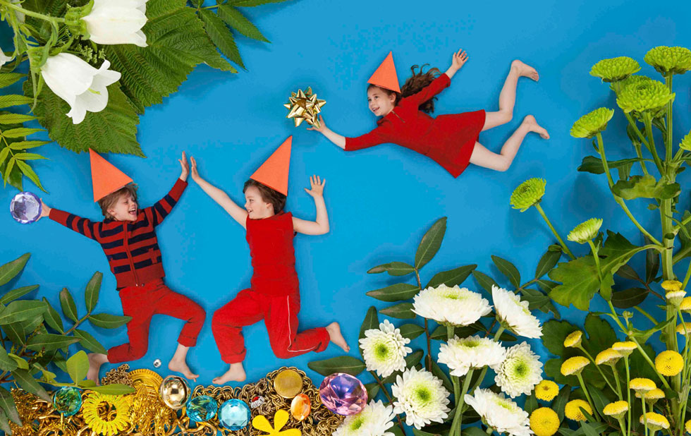 Illustration zu »My jestesmy krasnoludki / Wir sind Zwerge, klein wie Mäuschen« von Jan von Holleben